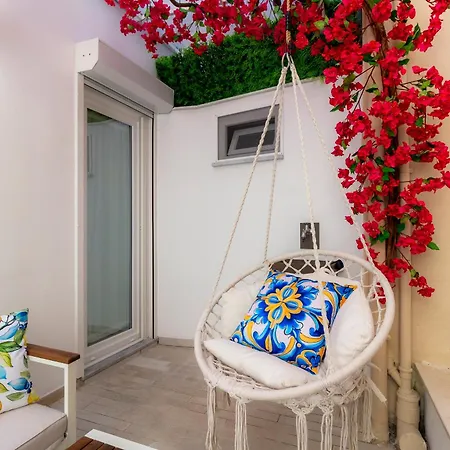 Vivaldo Fuoro Leucosia - Boutique In The Heart Of Apartman Sorrento