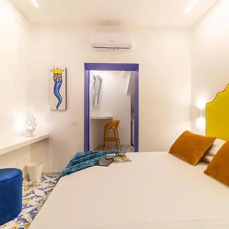 Vivaldo Fuoro Leucosia - Boutique In The Heart Of