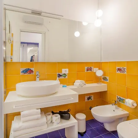 Vivaldo Fuoro Leucosia - Boutique In The Heart Of Apartman Sorrento