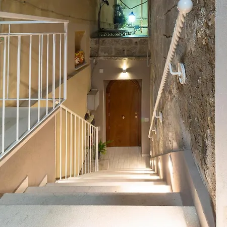 Apartman Vivaldo Fuoro Leucosia - Boutique In The Heart Of Sorrento